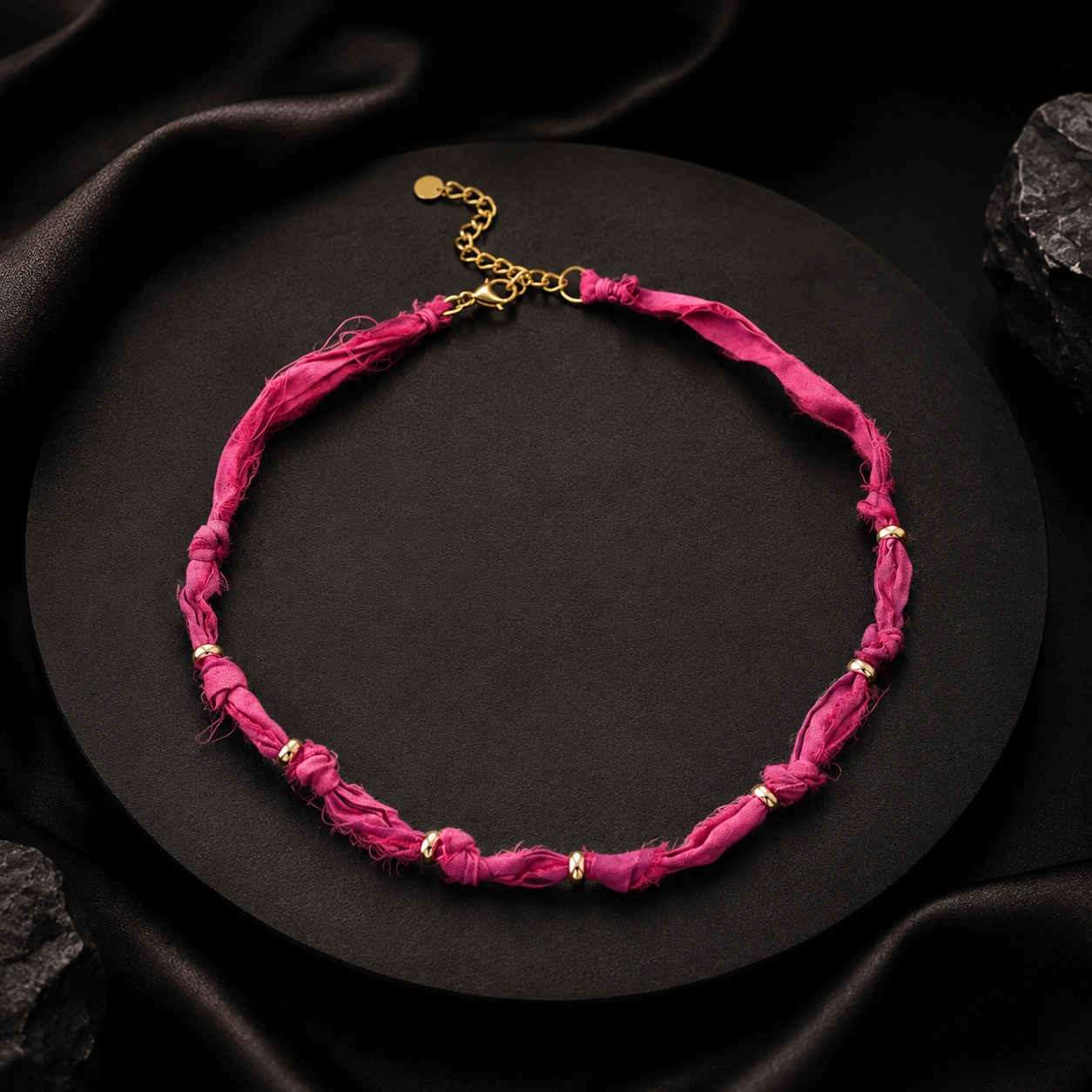 Collier sur ruban Liberty (39 + 5 cm)