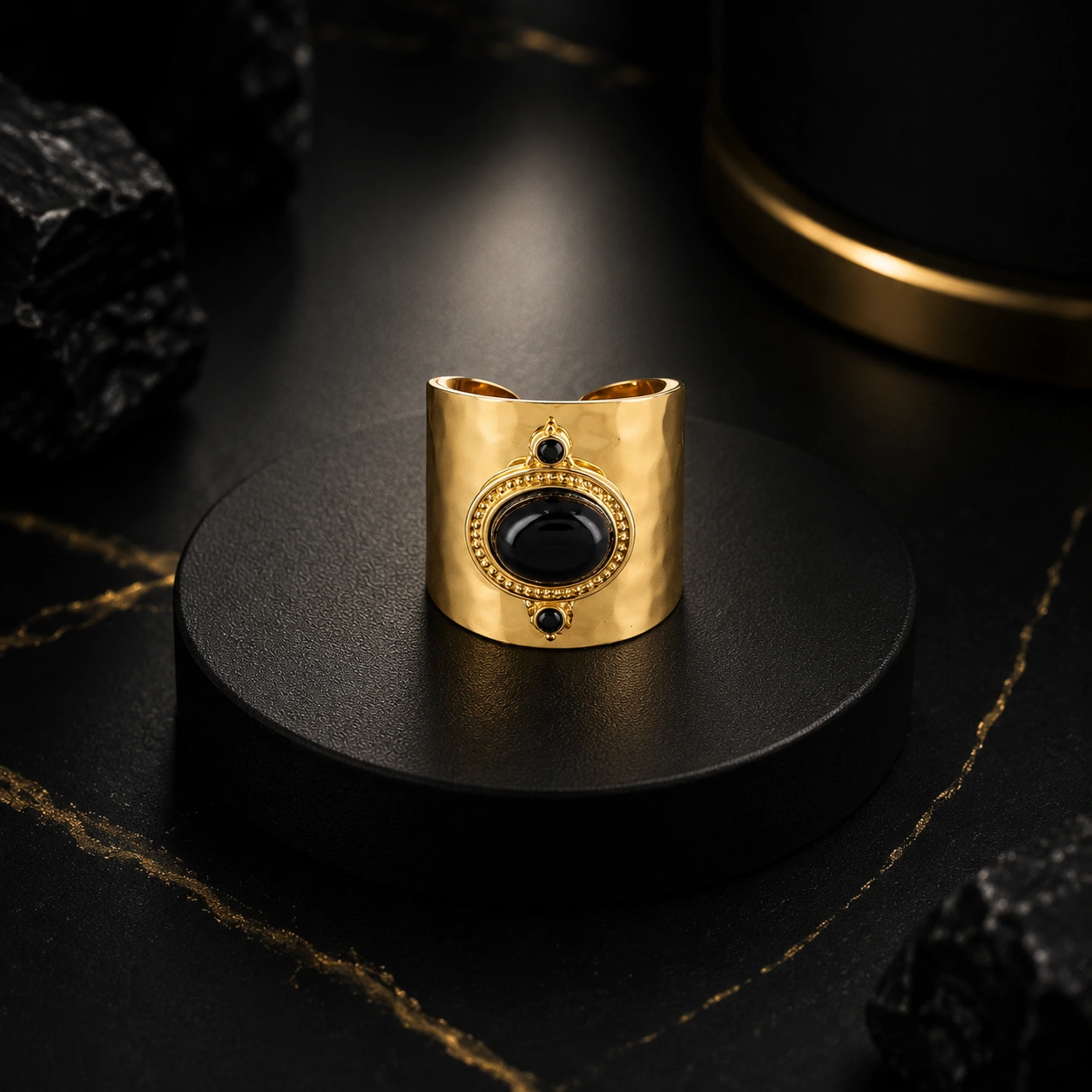 Bague Épaisse Onyx Ovale & Double Strass