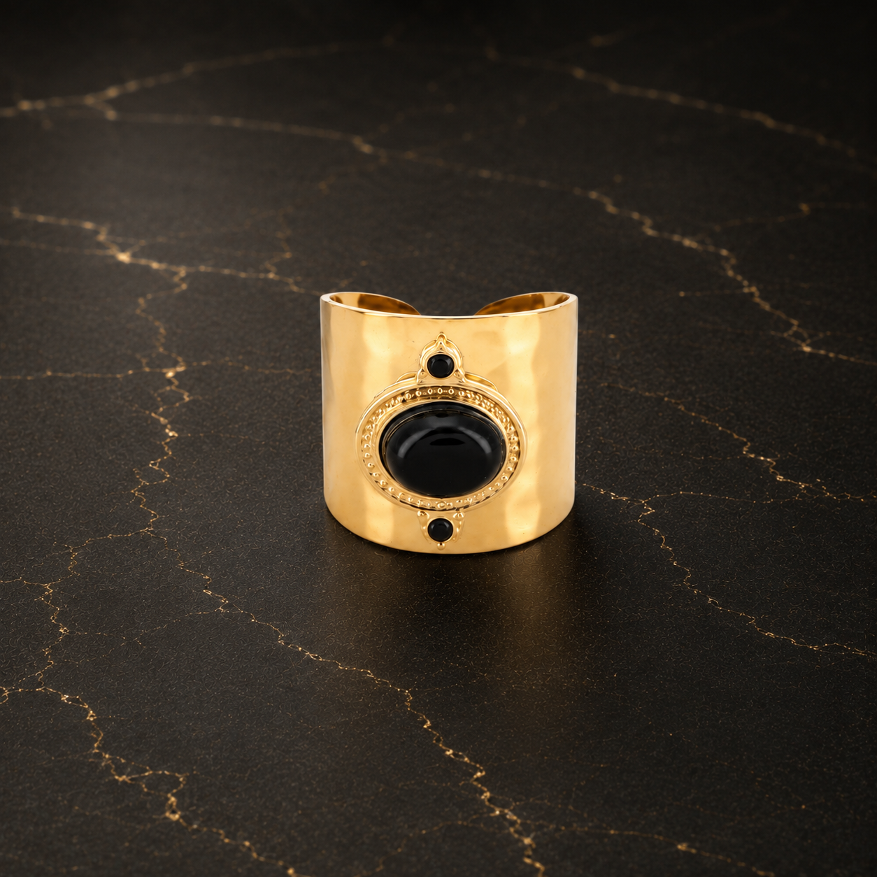 Bague Large Dorée Onyx Noir